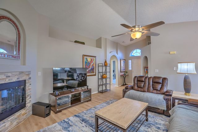 7700 Banyon Avenue NW, Albuquerque, NM 87114