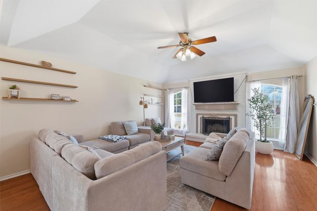 4603 Yale Drive, Grand Prairie, TX 75052