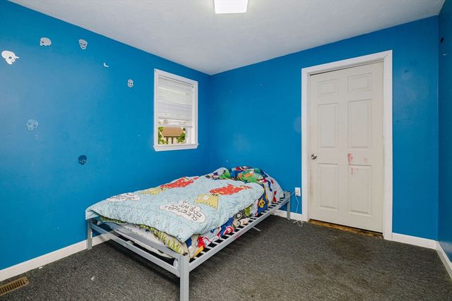 2078 Palmer St, Dighton, MA 02715