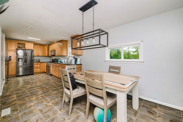 2078 Palmer St, Dighton, MA 02715