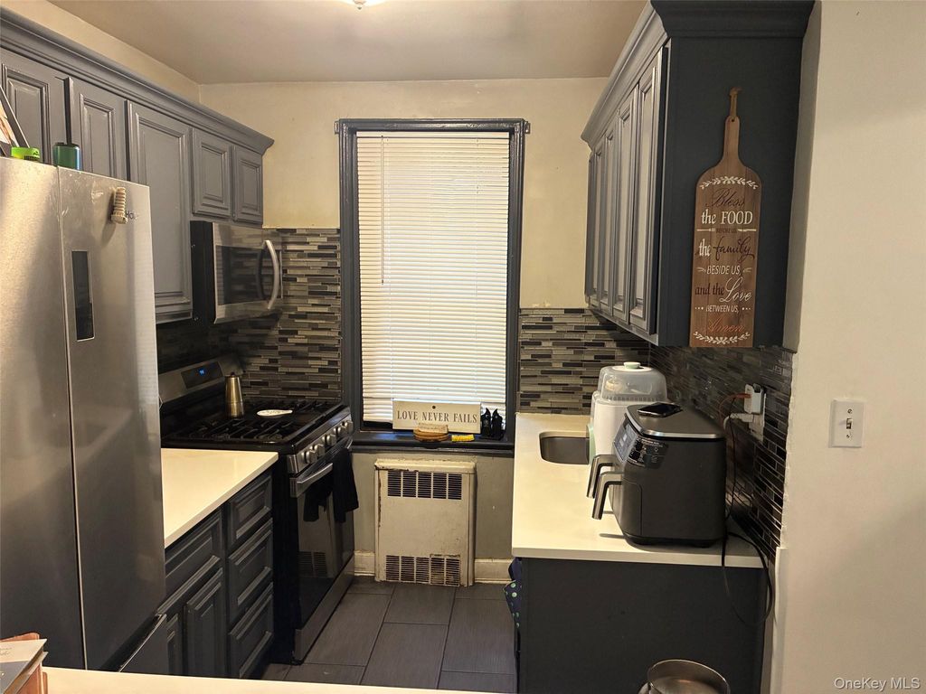 150-29 72RD Flushing 3K, Flushing, NY 11367 — photo 3