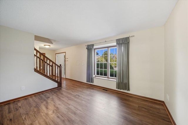 3434 Royal Dornoch Circle, Delaware, OH 43015