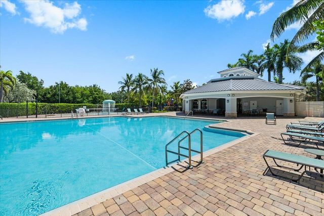 3175 LAUREL RIDGE Circle, Riviera Beach, FL 33404