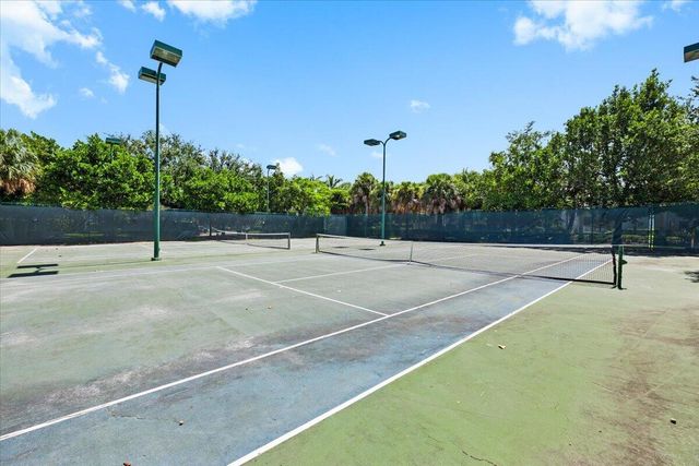 3175 LAUREL RIDGE Circle, Riviera Beach, FL 33404