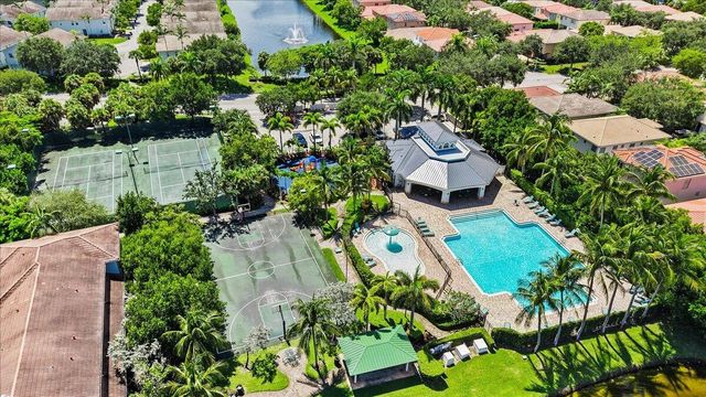 3175 LAUREL RIDGE Circle, Riviera Beach, FL 33404