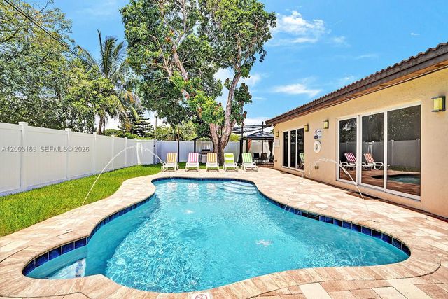 1318 Washington St, Hollywood, FL 33019