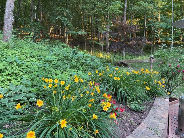 126 Croton Lake Road, Katonah, NY 10536