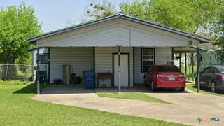 614 S Virginia Street, Port Lavaca, TX 77979