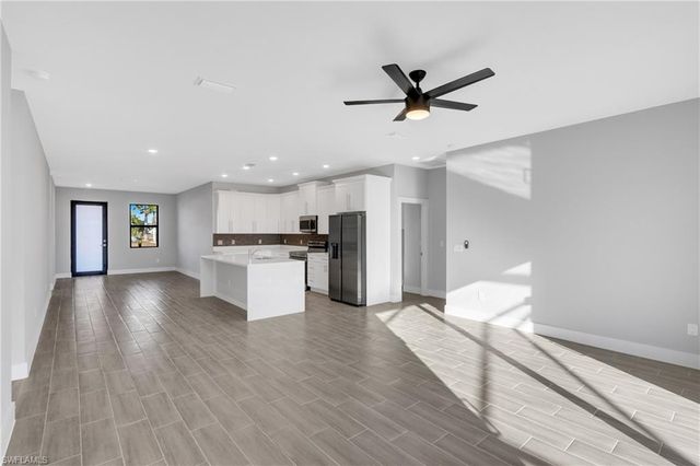 1109 NE 2nd AVE, Cape Coral, FL 33909