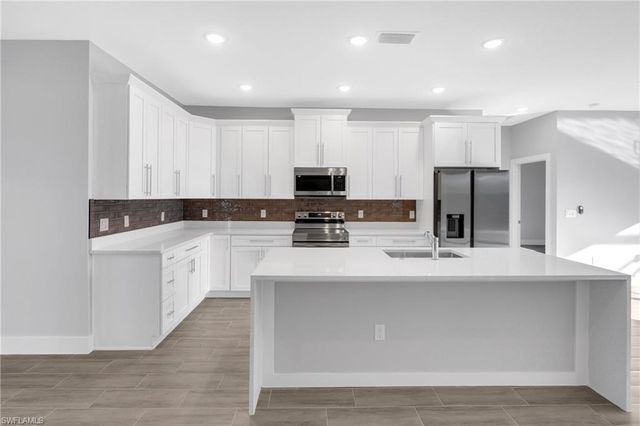 1109 NE 2nd AVE, Cape Coral, FL 33909