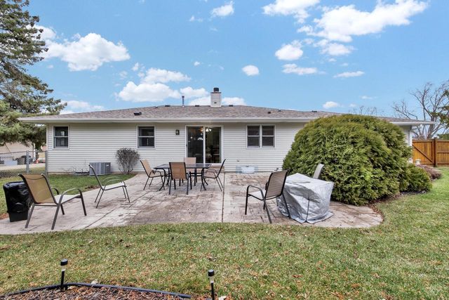6215 W Leroy AVENUE, Greenfield, WI 53220