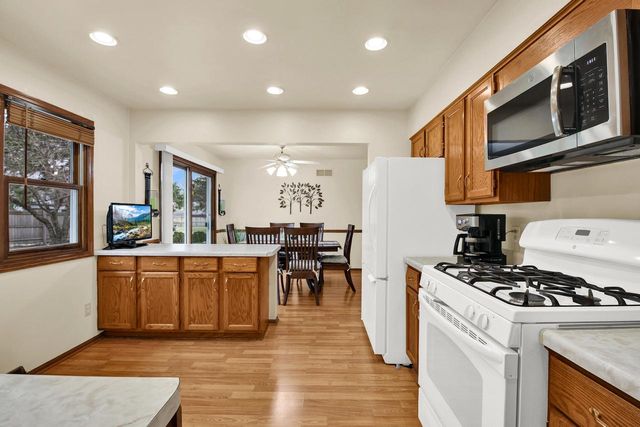 6215 W Leroy AVENUE, Greenfield, WI 53220