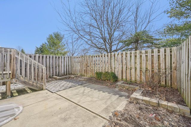 1143 Green Knoll Drive, Westerville, OH 43081