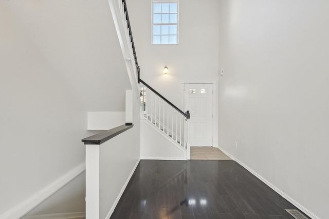 1143 Green Knoll Drive, Westerville, OH 43081