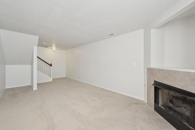 1143 Green Knoll Drive, Westerville, OH 43081