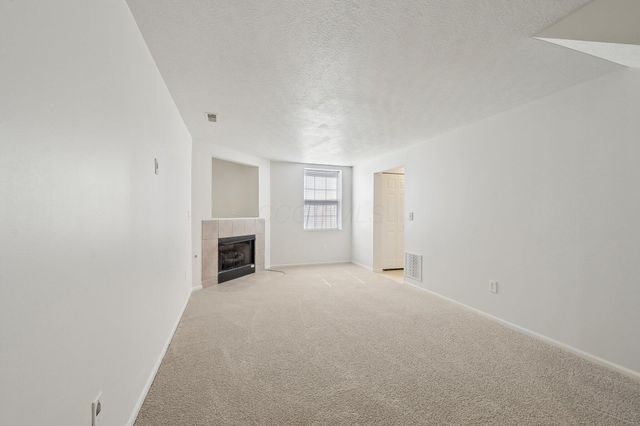 1143 Green Knoll Drive, Westerville, OH 43081