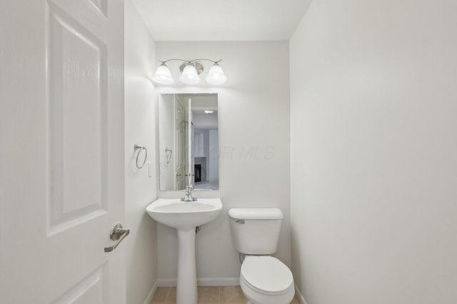 1143 Green Knoll Drive, Westerville, OH 43081