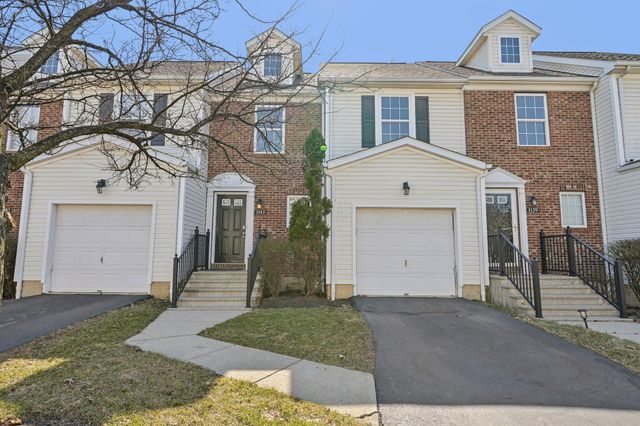 1143 Green Knoll Drive, Westerville, OH 43081