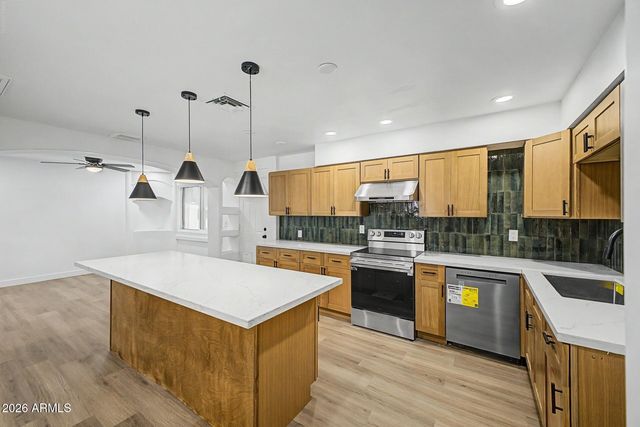 1237 W IVANHOE Street, Chandler, AZ 85224