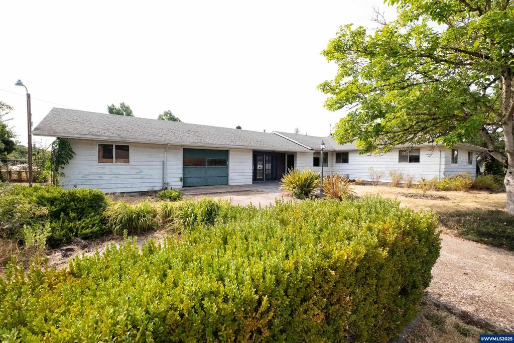 1050 21st Av SE, Albany, OR 97322