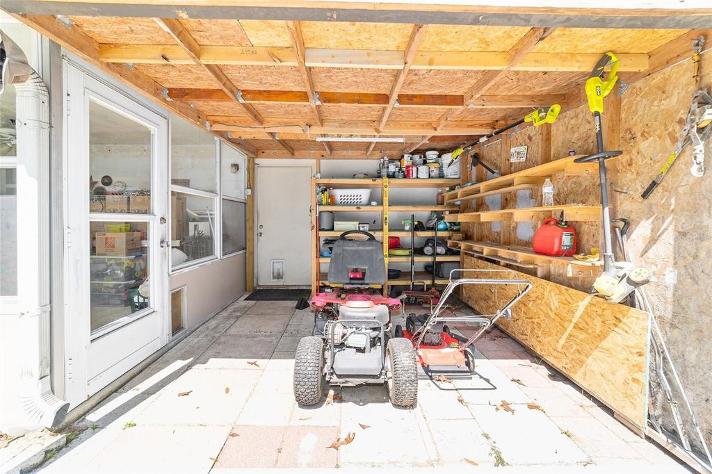 Image 30 of property listing at 10242 N DELTONA BOULEVARD, Citrus Springs, FL 34434