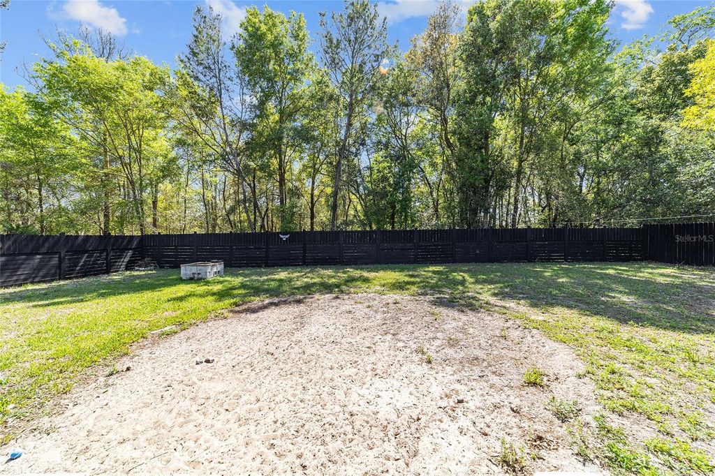 Image 31 of property listing at 10242 N DELTONA BOULEVARD, Citrus Springs, FL 34434