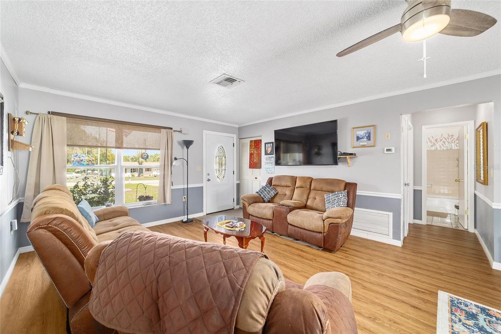 Image 6 of property listing at 10242 N DELTONA BOULEVARD, Citrus Springs, FL 34434