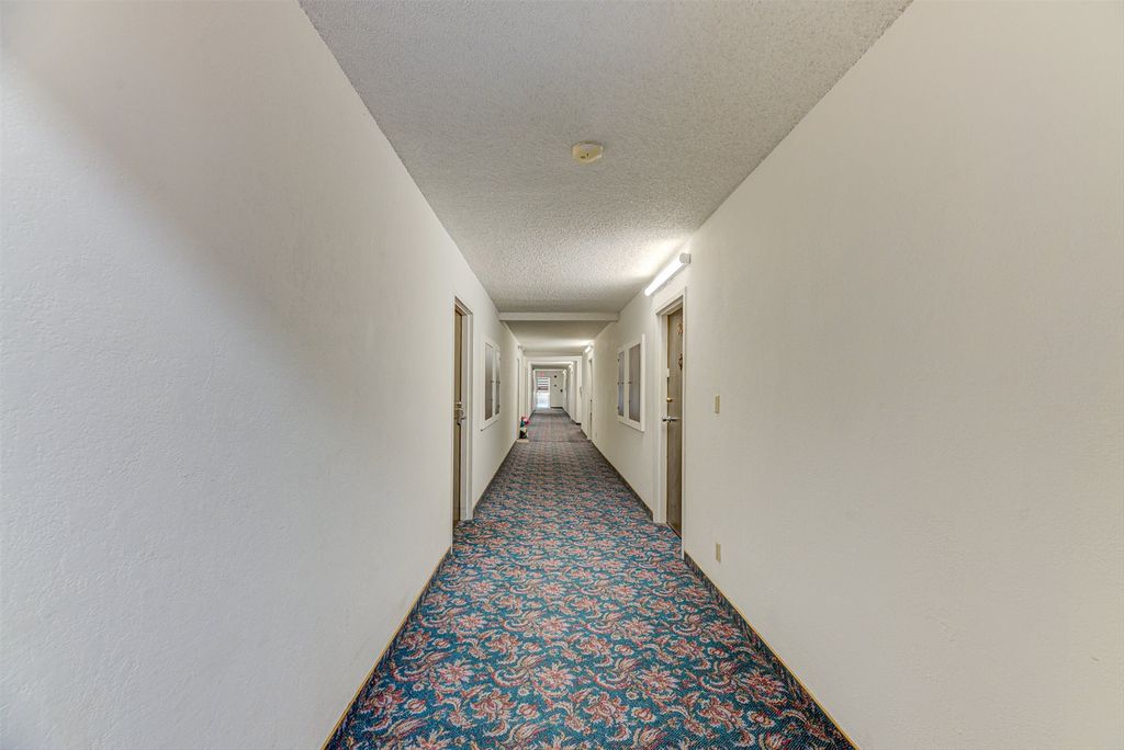 925 1st Avenue N, Great Falls, MT 59401 photo 2