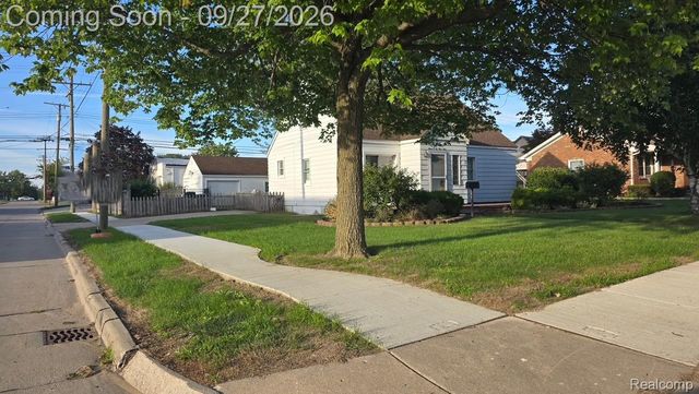 30644 Pardo Street, Garden City, MI 48135