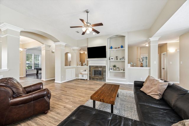 31702 Tall Grass Lane, Fulshear, TX 77441