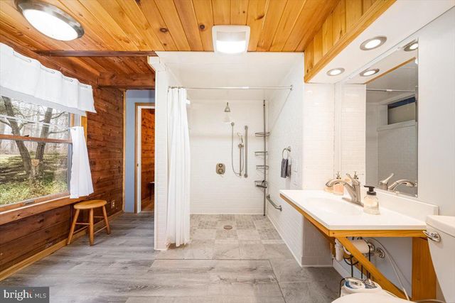 2324 CARROLLTON RD, Westminster, MD 21157