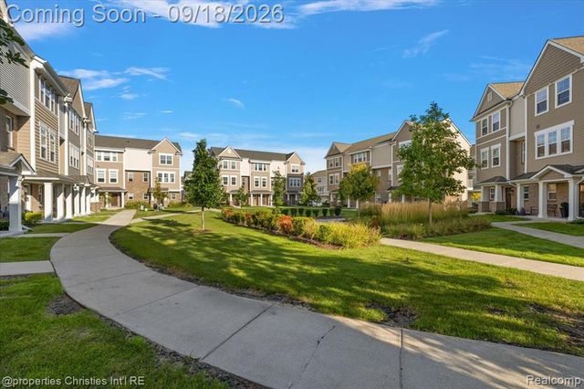 2500 Normandy Road 39, Royal Oak, MI 48073
