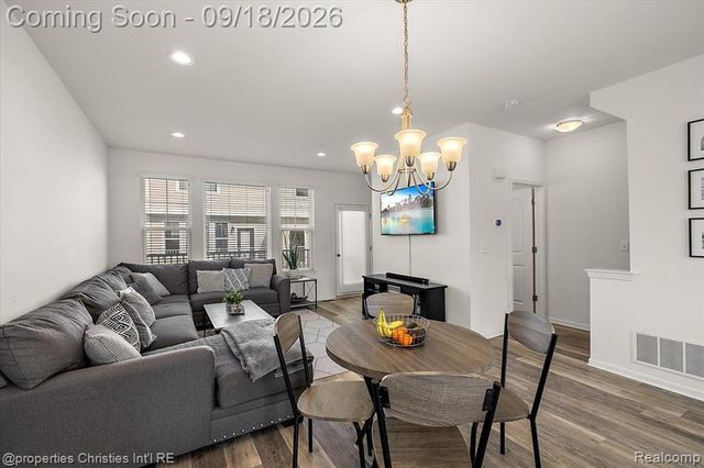 2500 Normandy Road 39, Royal Oak, MI 48073