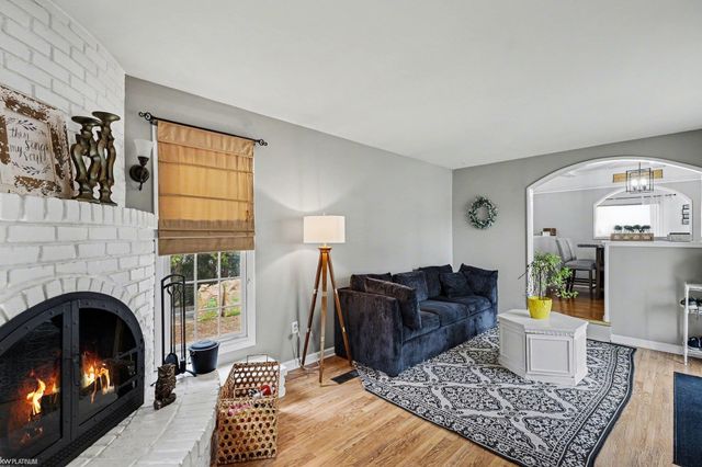 50625 Jim Drive, Chesterfield Twp, MI 48047