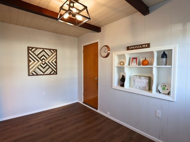 147 Dellawanda Rd, Swansea, MA 02777