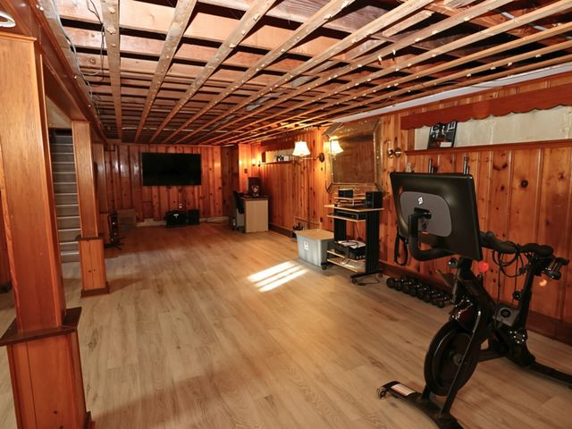 147 Dellawanda Rd, Swansea, MA 02777