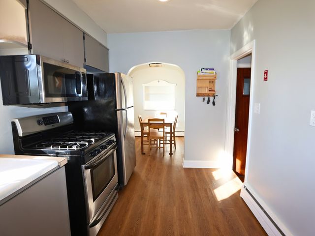 147 Dellawanda Rd, Swansea, MA 02777
