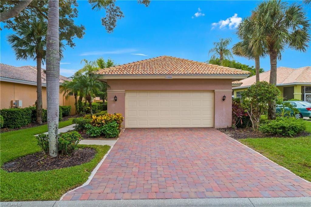 13550 Southampton DR, BONITA SPRINGS, FL 34135 — photo 2