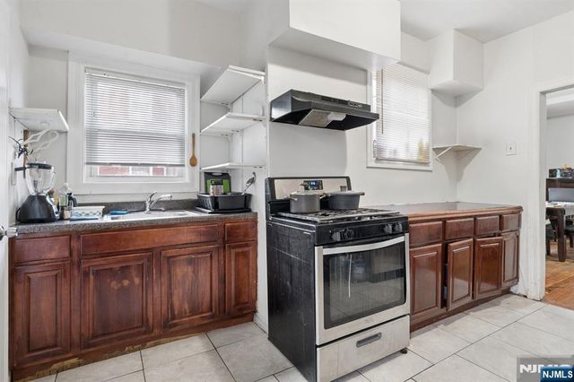 126 Verona Avenue, Newark, NJ 07104
