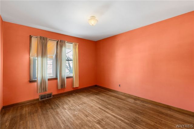 3631 Sherwood Avenue, Niagara Falls, NY 14301