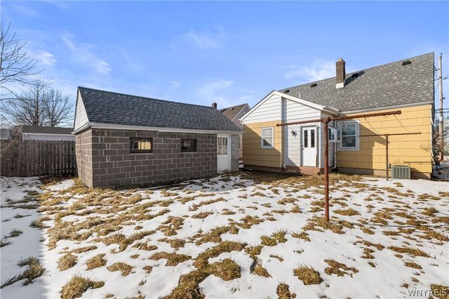 3631 Sherwood Avenue, Niagara Falls, NY 14301