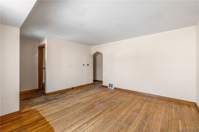 3631 Sherwood Avenue, Niagara Falls, NY 14301