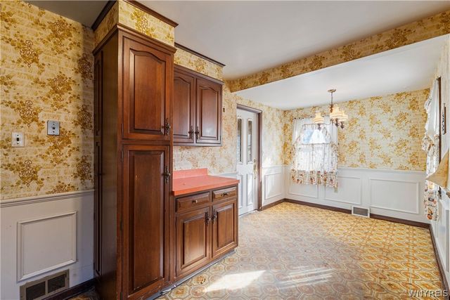 3631 Sherwood Avenue, Niagara Falls, NY 14301