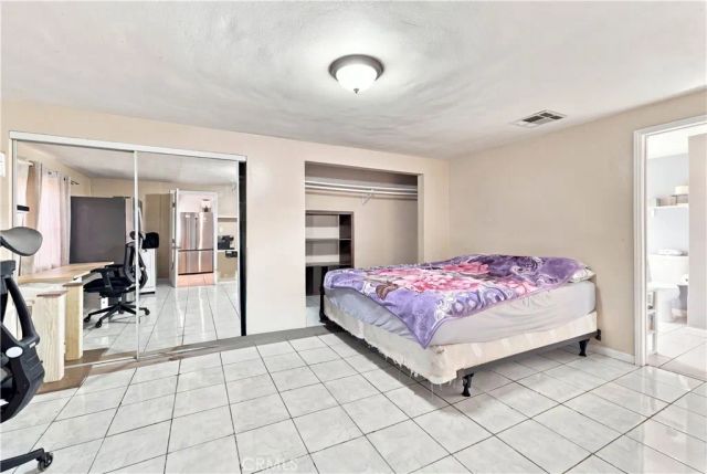 11863 Phillippi Avenue, Pacoima, CA 91331