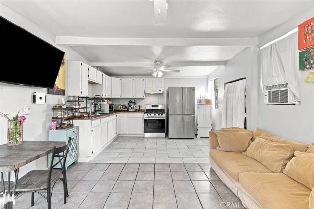 11863 Phillippi Avenue, Pacoima, CA 91331