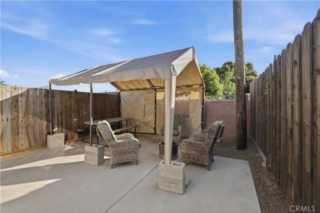 11863 Phillippi Avenue, Pacoima, CA 91331