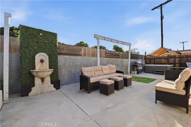 11863 Phillippi Avenue, Pacoima, CA 91331