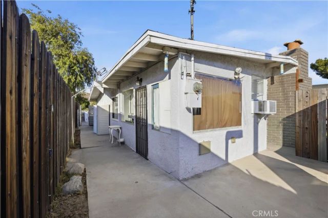 11863 Phillippi Avenue, Pacoima, CA 91331