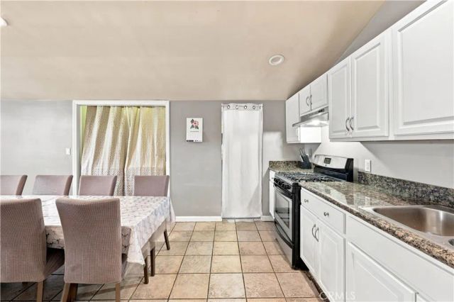 11863 Phillippi Avenue, Pacoima, CA 91331