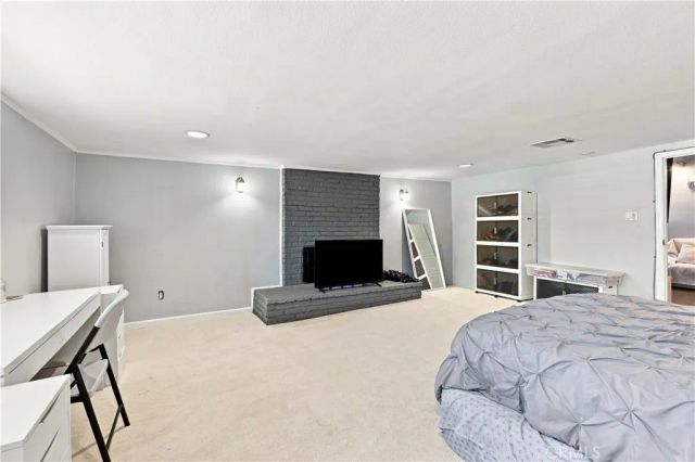 11863 Phillippi Avenue, Pacoima, CA 91331